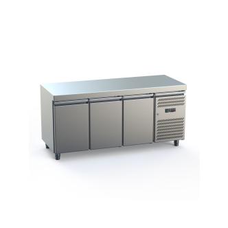 Table frigorifique - 3 portes - H 85 x 176 x 70 CM - Inox - Gastro 71352 €849.00 Tables réfrigérée 