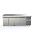 Établi réfrigéré - 4 portes - 461 litres - acier inoxydable - 230V - H 85 x L 223 x P 70 CM - G-Line 71353 €999.00 Établis réfrigérés