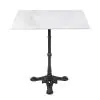 Table carrée à 3 pieds en marbre blanc et fonte, dimensions : H 72 x L 60 x P 60 cm, collection G-Line.