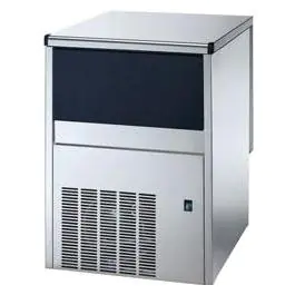 Machine à glace pilée 90 KG/24U - 230V - H 68,5 x L 49,6 x P 66 CM - Combisteel