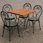 Table de terrasse - Bois - Fonte - H 76,5 x L 60 x P 60 CM - G-Line HW-03223 €139.95 Table de terrasse