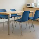 Chaise Helene - Empilable - Bleu - G-Line HW-01012 €29.95 Chaises en plastique