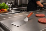 Spatule à hamburger - Manche en bois - Acier inoxydable - L 34 x l 11 cm - G-Line HW-149169 €5.95 Couteaux d'assiette